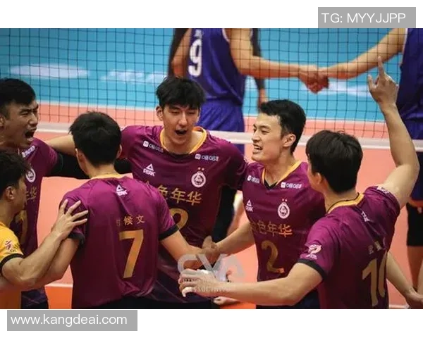 川豫三番战！河南队坚决搅局决计，成都蓉城争冠梦碎凤凰山-